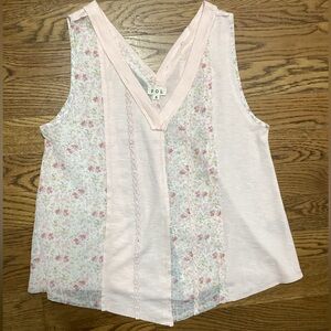 POL blush pink floral patchwork sleeveless v-neck boho top size Small